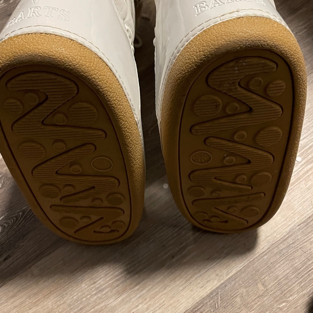Barts White Winter Fur-Trim Snow Boots - Picture 4 of 6